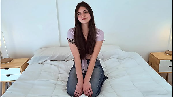Fata argentiniană de 18 ani la primul casting video intim